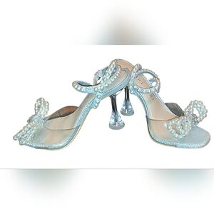 Gianni Bini HaydnTwo Glitter Pearl Bow Ankle Strap Lucite Heel Dress Sandals 5.5